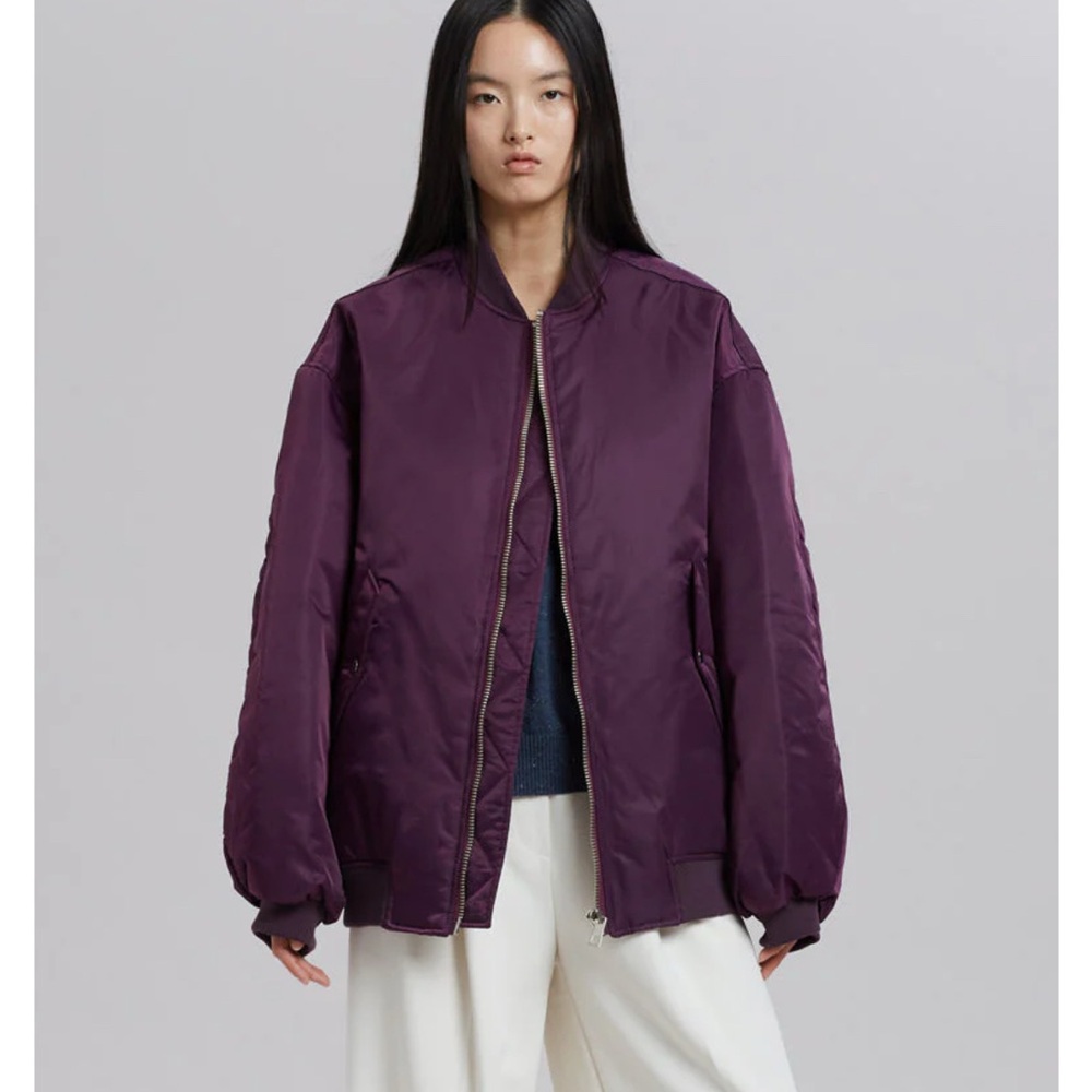 THE FRANKIE SHOP
Astra Bomber Jacket (Purple, M/L, Oversized) - Picture 3 of 9